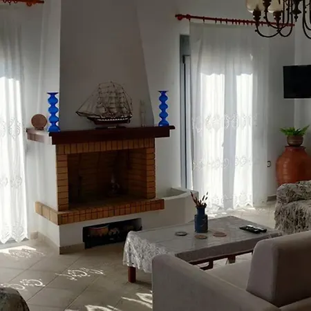 κυκλαδίτικη μεζονέτα, 9 λεπτά από την χώρα, με θέα Galanado